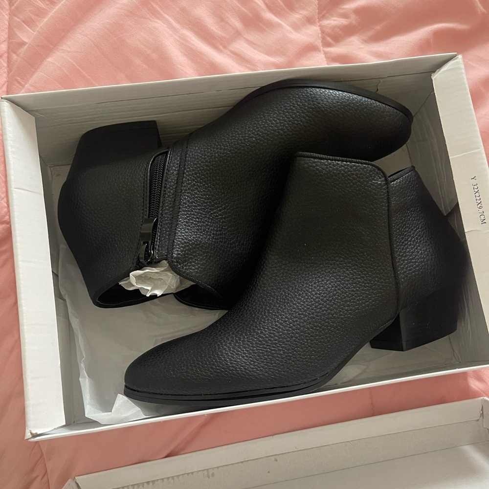 Brand New Black Half Boots 🥾 Size9M